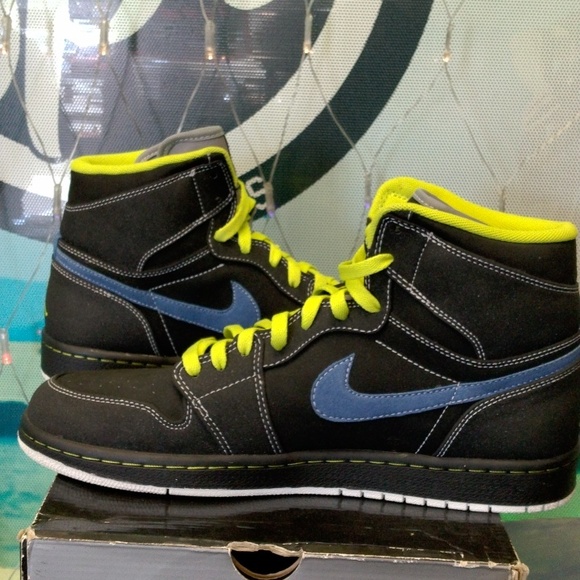 Air Jordan 1 Retro High - Picture 6 of 11